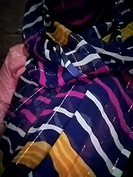 Snapshot of Poonam-bab chatting on March 2025 04:17:02 PM Poonam-bab online show from March 2025 04:17:02 PM