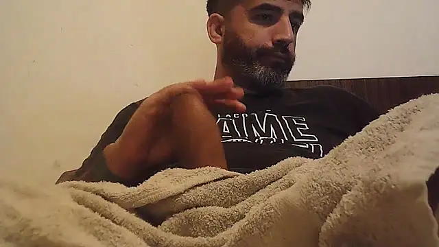 ozzypsico13 online show from April 2026 01:52:01 AM