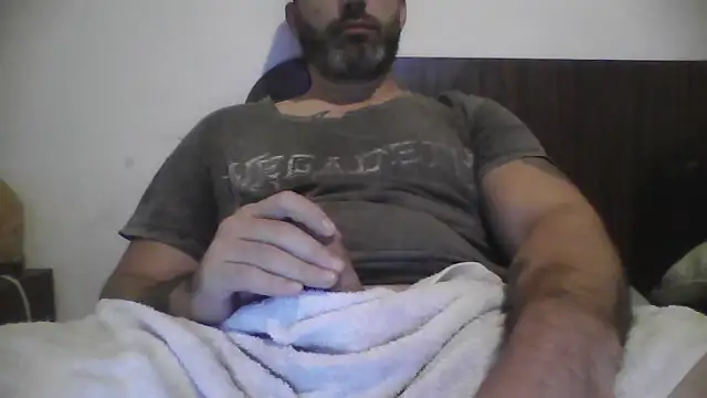 Snapshot of ozzypsico13 chatting on May 2026 04:50:02 AM ozzypsico13 online show from May 2026 04:50:02 AM