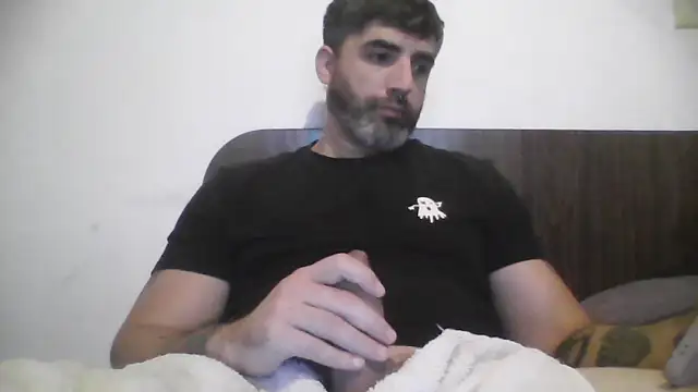 Snapshot of ozzypsico13 chatting on May 2026 01:57:02 AM ozzypsico13 online show from May 2026 01:57:02 AM