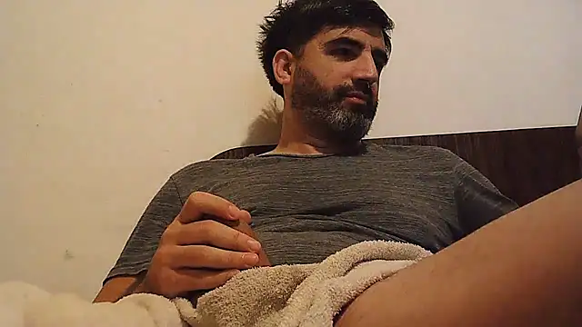 ozzypsico13 online show from June 2026 04:04:01 AM