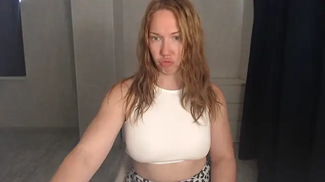 Snapshot of Magic_Mary_ass chatting on June 2026 01:26:02 PM Magic Mary ass online show from June 2026 01:26:02 PM