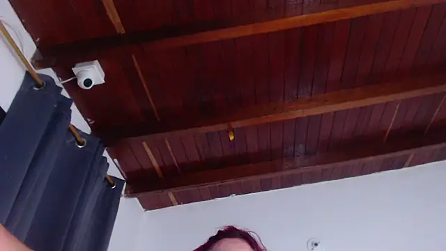 Amara Red online show from October 2025 11:09:02 AM