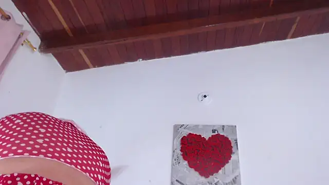 Amara Red online show from November 2025 11:20:02 AM