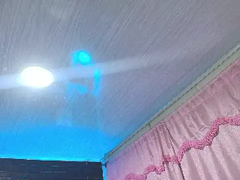 Snapshot of loren_tits24 chatting on December 2024 11:49:02 PM loren tits24 online show from December 2024 11:49:02 PM