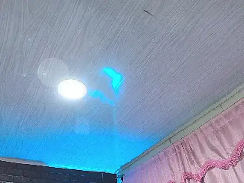 Snapshot of loren_tits24 chatting on January 2025 11:03:02 PM loren tits24 online show from January 2025 11:03:02 PM