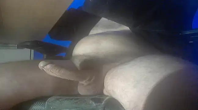 fanfancoquinFR online show from December 2024 09:00:02 PM