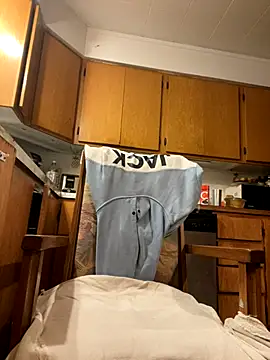 Frenchpoo online show from September 2025 06:37:01 AM