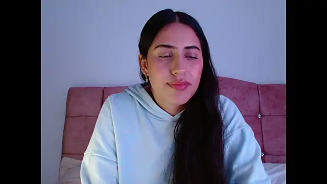 Paris-love online show from October 2025 04:33:02 AM