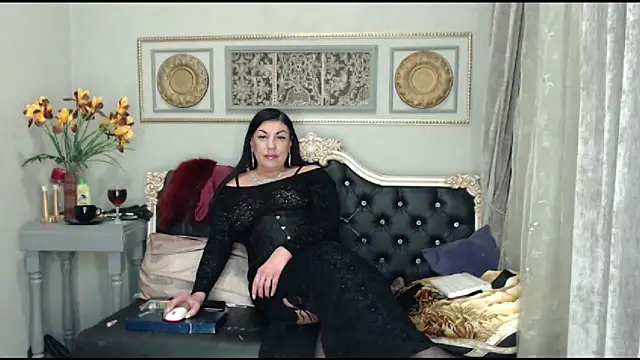 Snapshot of LadyMargoFontana chatting on January 2025 08:41:02 AM LadyMargoFontana online show from January 2025 08:41:02 AM