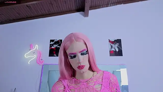 money Ts  online show from September 2025 01:20:02 AM