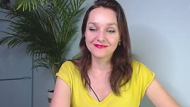 AliciaDesire online show from December 2024 03:11:01 PM