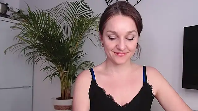 AliciaDesire online show from February 2025 10:37:02 AM