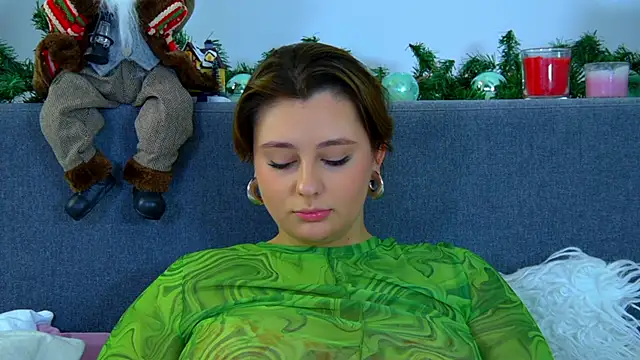 Snapshot of MaryMurray chatting on January 2025 12:42:02 AM MaryMurray online show from January 2025 12:42:02 AM