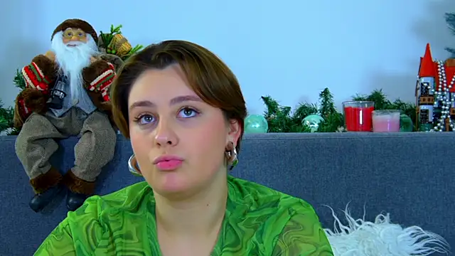 Snapshot of MaryMurray chatting on January 2025 06:21:01 PM MaryMurray online show from January 2025 06:21:01 PM