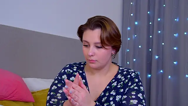 Snapshot of MaryMurray chatting on February 2025 04:21:01 AM MaryMurray online show from February 2025 04:21:01 AM