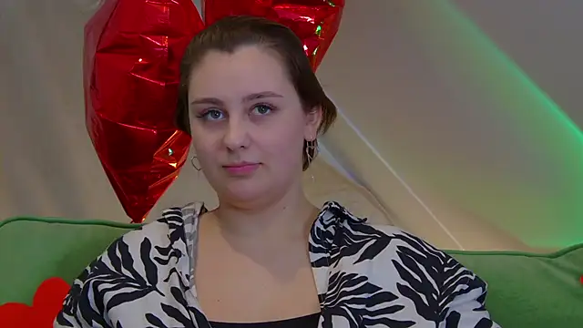 Snapshot of MaryMurray chatting on February 2025 03:52:02 AM MaryMurray online show from February 2025 03:52:02 AM