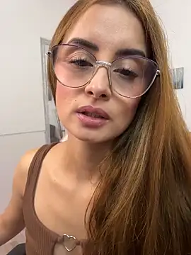 MiaaLoren online show from January 2026 05:17:02 PM