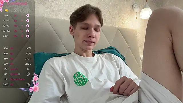 Snapshot of gay_boyss chatting on February 2025 10:08:02 AM gay boyss online show from February 2025 10:08:02 AM