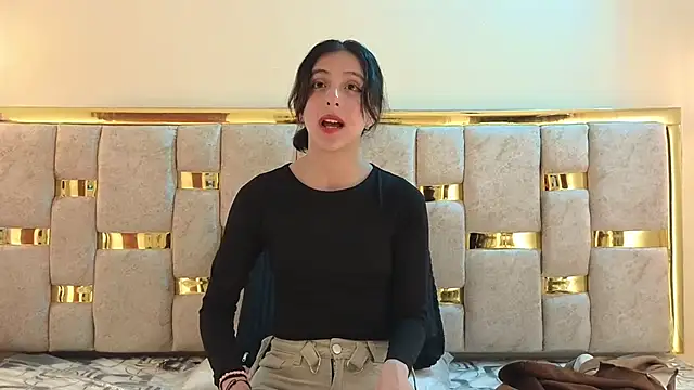 ling ling24 online show from December 2025 03:23:01 AM