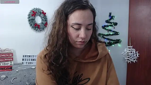 ArtemisNature online show from December 2024 08:05:02 PM