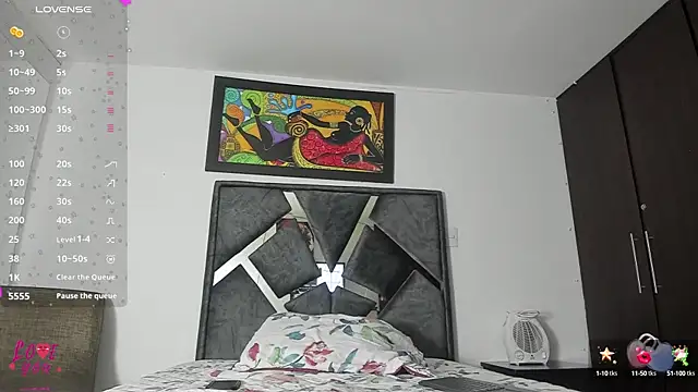 Vahiolet smith online show from October 2025 03:06:02 AM