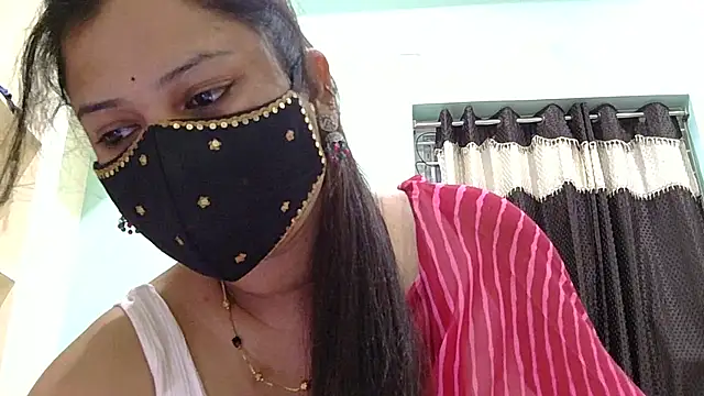 Snapshot of payal_sharma1 chatting on May 2026 12:00:01 PM payal sharma1 online show from May 2026 12:00:01 PM