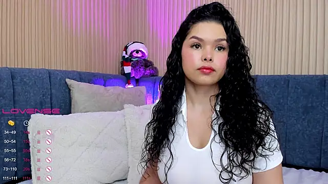 Snapshot of angeline_teen chatting on December 2024 01:17:02 PM angeline teen online show from December 2024 01:17:02 PM