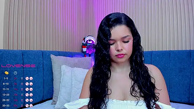 Snapshot of angeline_teen chatting on December 2024 12:09:02 PM angeline teen online show from December 2024 12:09:02 PM