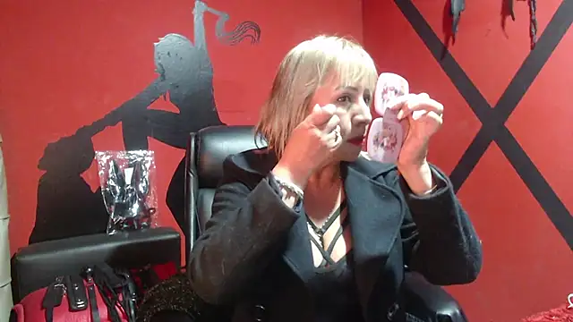 Snapshot of KLOE_PIELL chatting on March 2025 08:59:01 PM KLOE PIELL online show from March 2025 08:59:01 PM