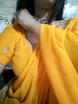 Snapshot of Aradhya-Sharma chatting on February 2025 06:12:02 AM Aradhya-Sharma online show from February 2025 06:12:02 AM