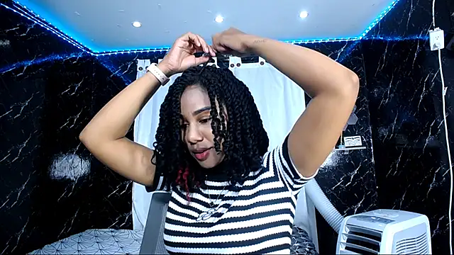 Hillary queen online show from September 2025 01:15:01 PM