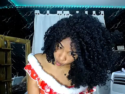 Hillary queen online show from December 2025 12:34:02 PM