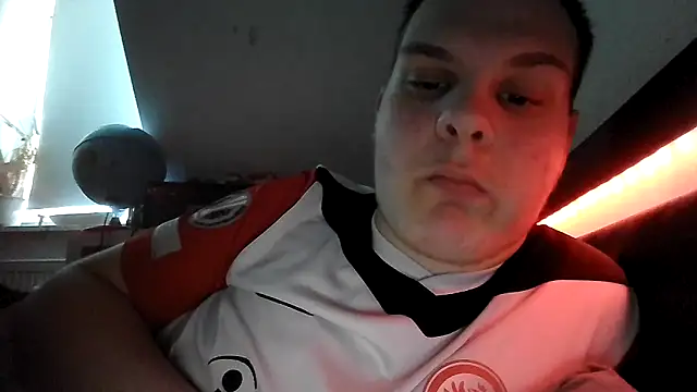 Nicolasjlhkjzl online show from April 2026 09:57:02 AM