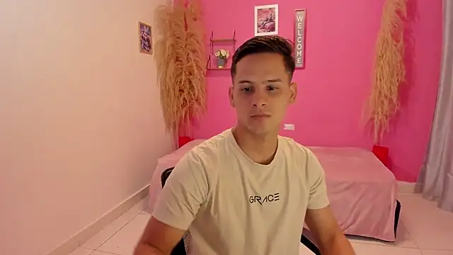 JANER 03 online show from October 2025 09:14:01 PM