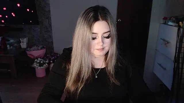 TiffaniYW online show from January 2025 08:11:01 PM