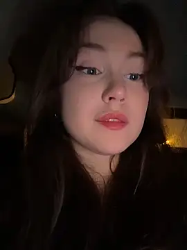 Peachy Dream online show from November 2025 06:19:02 PM