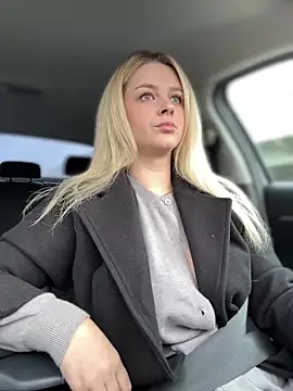 Love Bri online show from October 2025 10:35:02 AM