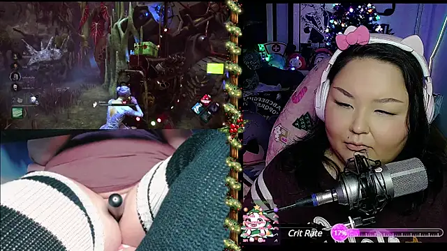 Snapshot of EmGreens chatting on December 2024 10:36:02 AM EmGreens online show from December 2024 10:36:02 AM