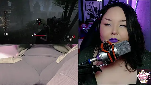 Snapshot of EmGreens chatting on February 2025 08:28:02 AM EmGreens online show from February 2025 08:28:02 AM