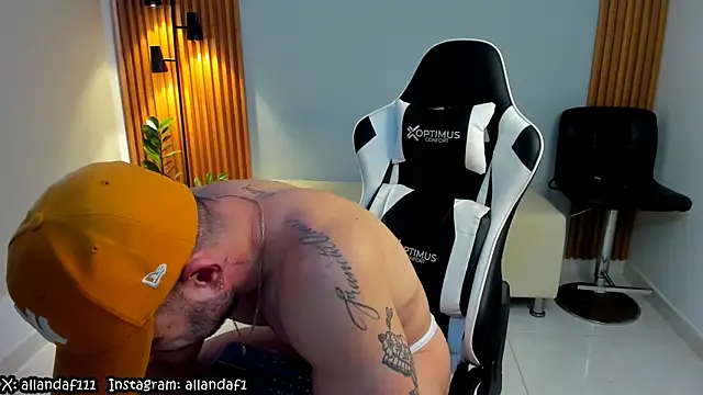 Snapshot of dafboy1 chatting on January 2025 01:16:02 PM dafboy1 online show from January 2025 01:16:02 PM