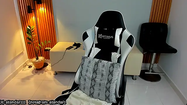 Snapshot of dafboy1 chatting on March 2025 10:10:01 PM dafboy1 online show from March 2025 10:10:01 PM