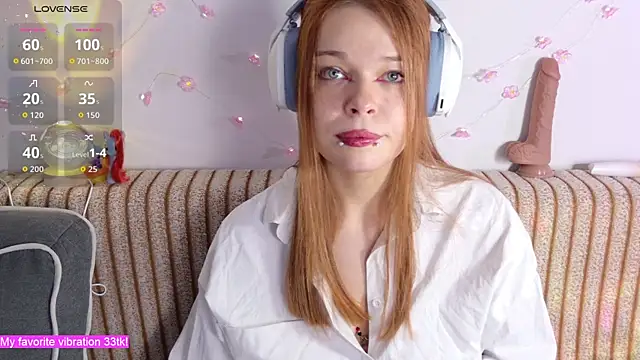 ValBae online show from November 2025 09:36:02 PM