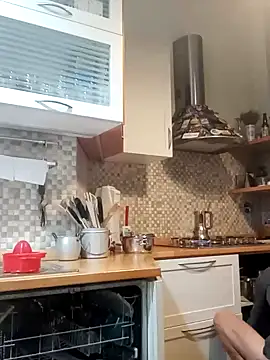 Snapshot of Frabox65 chatting on January 2025 05:58:01 AM Frabox65 online show from January 2025 05:58:01 AM