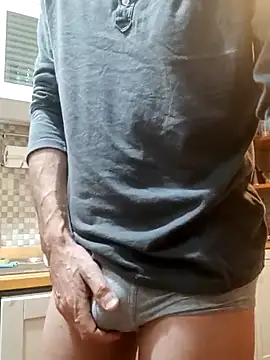 Snapshot of Frabox65 chatting on March 2025 05:59:02 AM Frabox65 online show from March 2025 05:59:02 AM