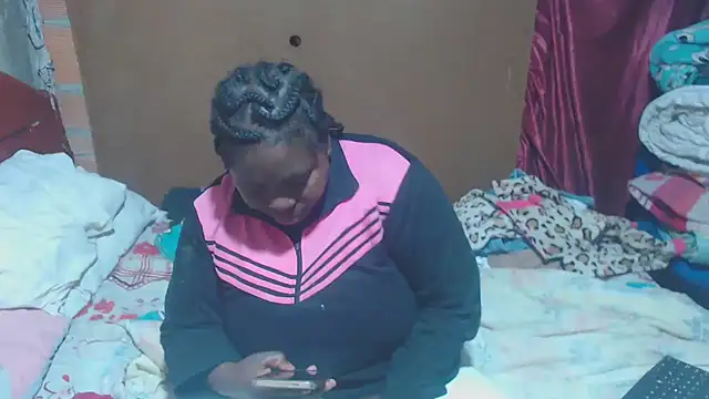 jjannakinky online show from October 2025 01:57:01 AM