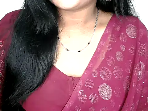 shila20 online show from November 2025 03:32:02 PM