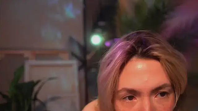 Arianna Richi online show from September 2025 05:12:01 AM