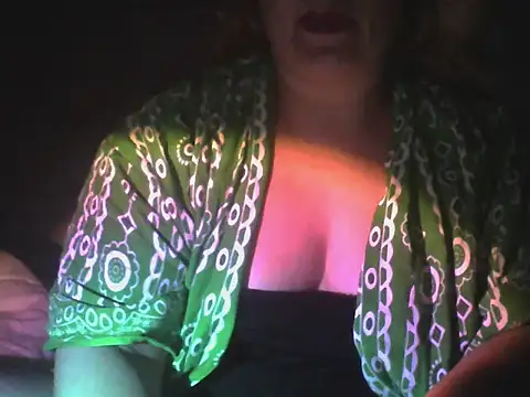 queenqabriel online show from December 2024 10:03:02 PM