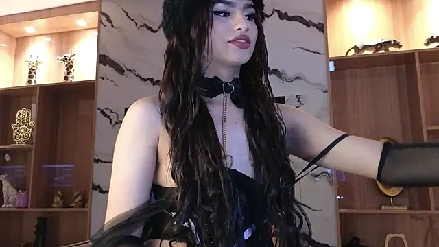 Sophia Cambpell online show from November 2025 09:51:02 PM